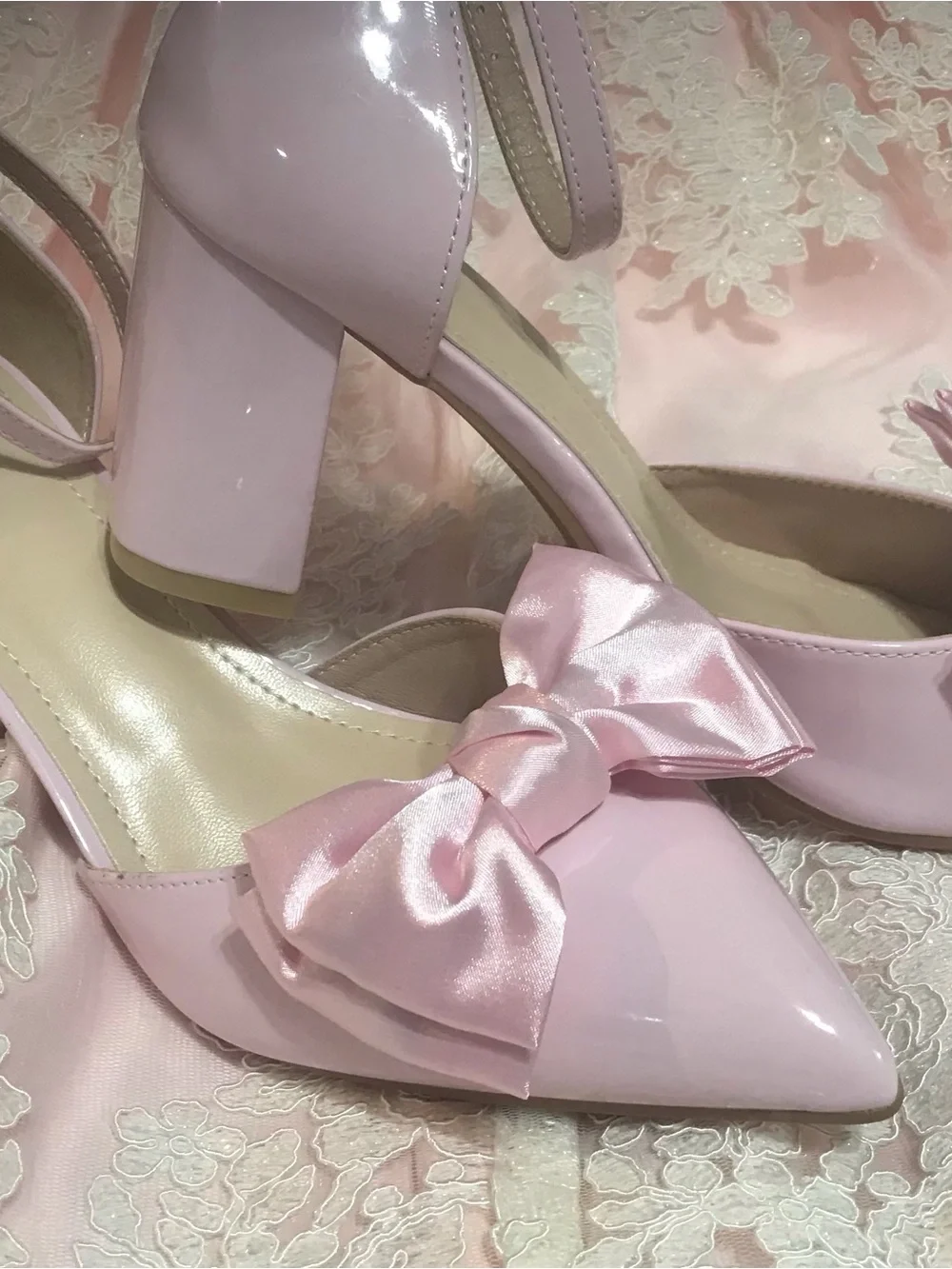 Women's Pink Bow Pointed Toe Block Heel Pumps